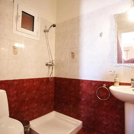 Aparthotel Alice Maisonette &