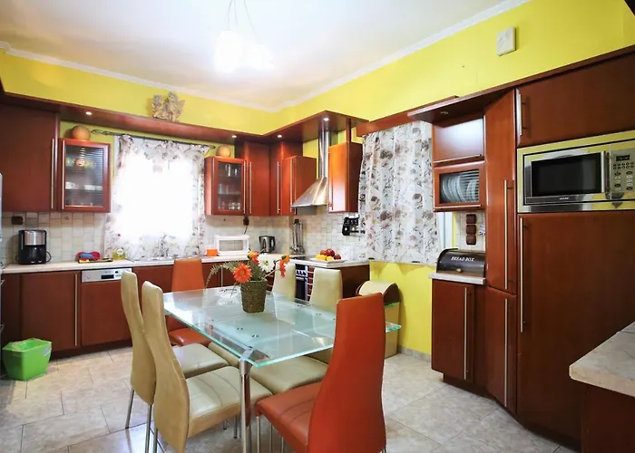 Alice Maisonette & 4*