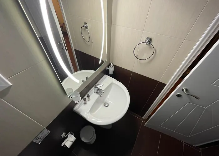 Alice Maisonette & 4*