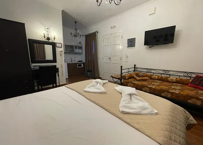 Alice Maisonette & Aparthotel 4*