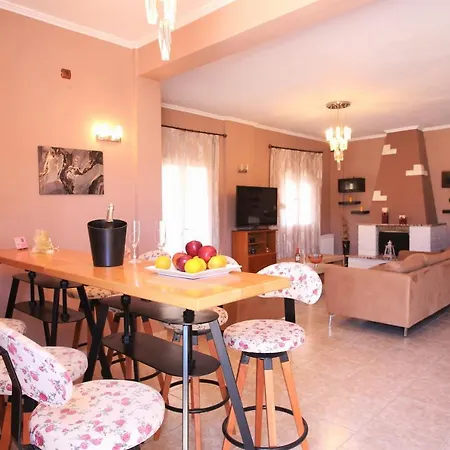 Alice Maisonette & 4*