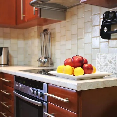 Alice Maisonette & 公寓式酒店 4*