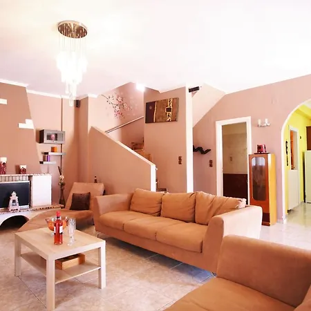Alice Maisonette & شقة فندقية