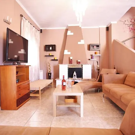 Alice Maisonette & شقة فندقية *