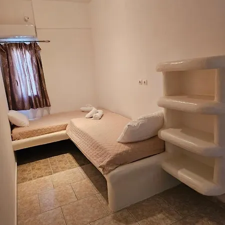 Apartahotel Alice Maisonette &